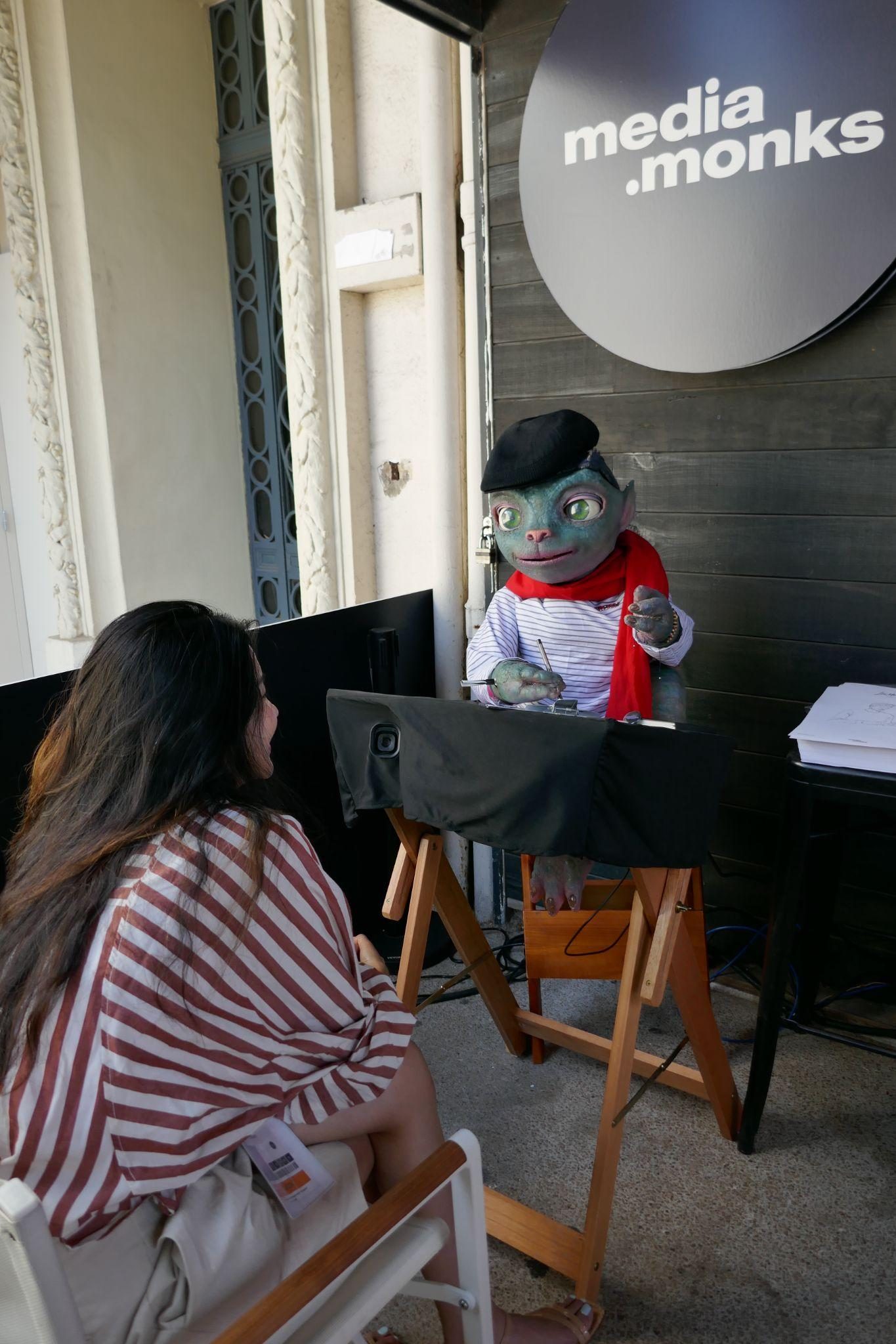 Sir Martian at work on a portrait